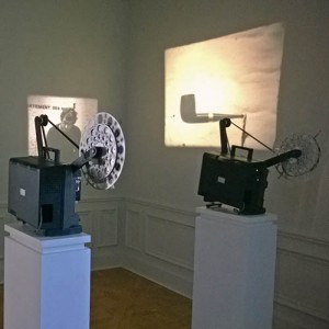 pipe, camera, Marcel Broodthaers